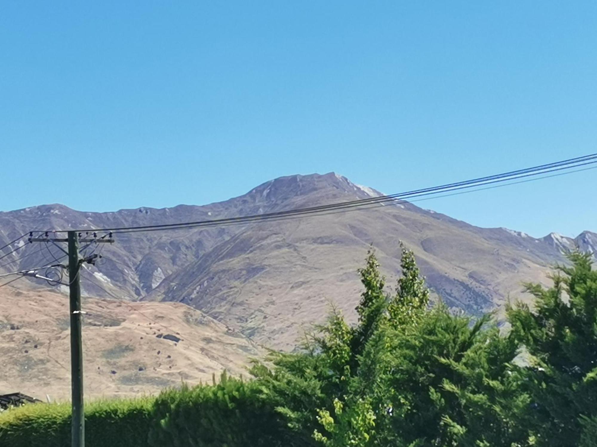 Roys View Appartement Wanaka Buitenkant foto